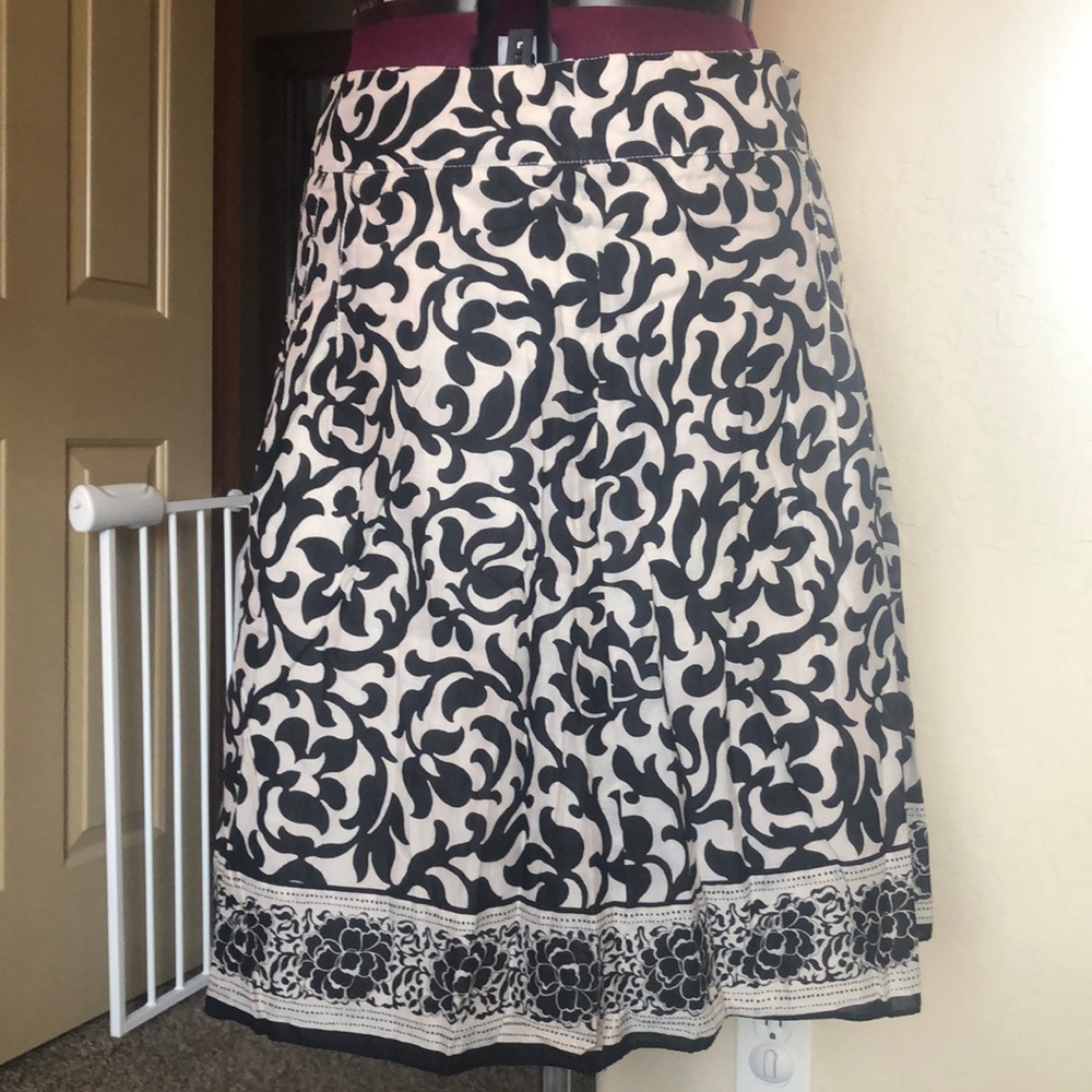 Ann Taylor skirt